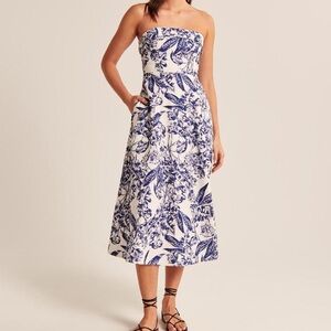 Abercrombie Blue and White Strapless Linen Dress